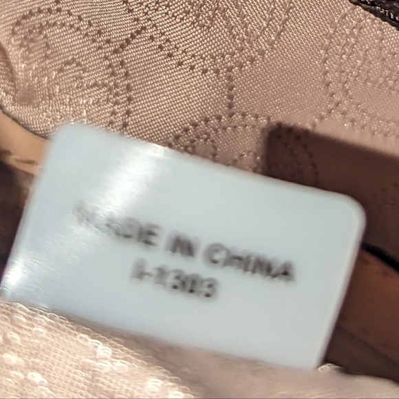 Michael Kors East West Jet Set signature logo tote bag - Picture 10 of 13